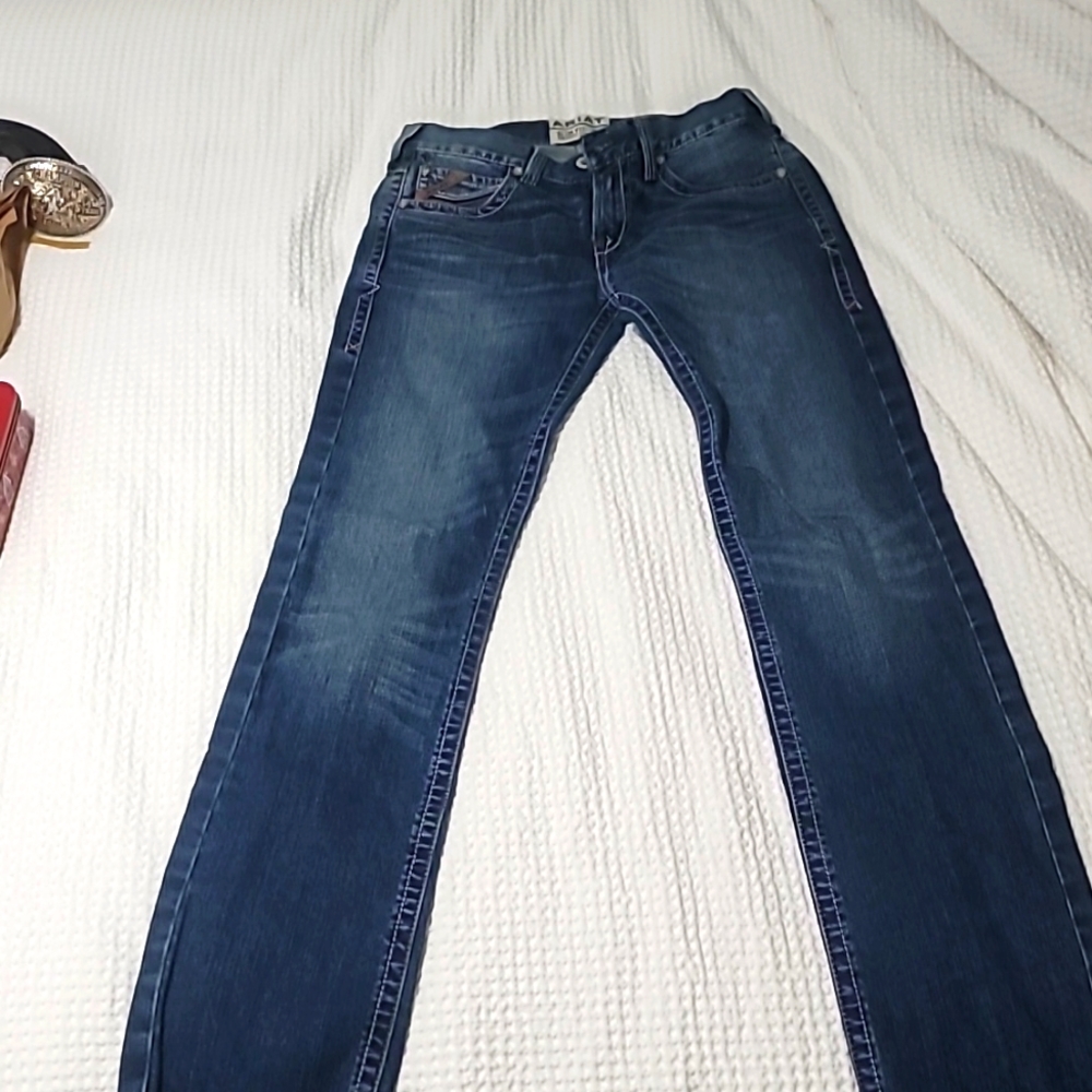 Ariat M7 slimfit to straight leg